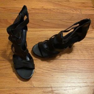 Via Spiga black leather heels